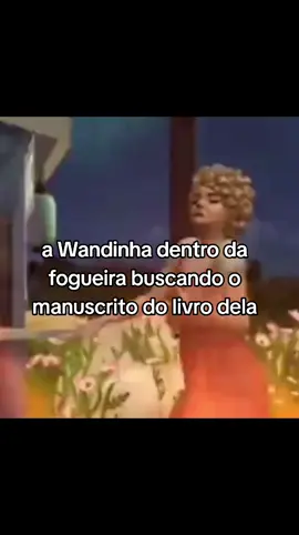 eu fazendo os vídeos assistindo 1 episódio só #fyp #foryou #fy #wandinha #wednesday 