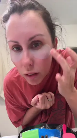 4/5 videos ✔️  6 loads of laundry 🧺 ✔️ Pictures taken ✔️ Clean car 🚗 ❌ #busymom #CleanTok #fyp #MomsofTikTok #30s 
