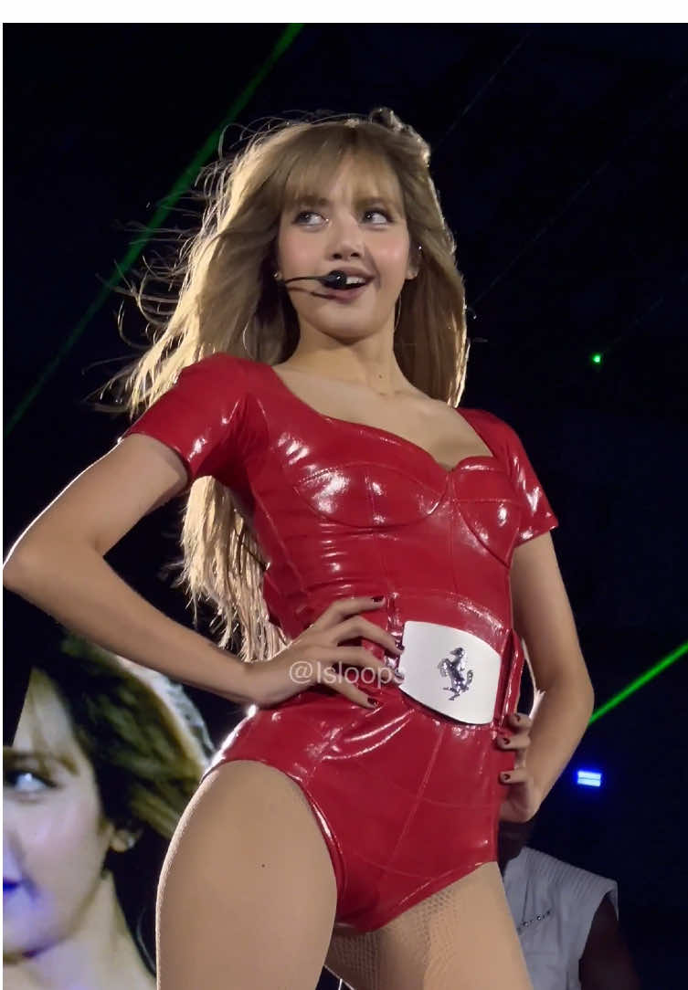 lisa in Ferrari fit 👩‍🍳💋 #lisa #lalalalisa_m #lisamanoban #ferrari #ferrarif1 #blackpinkdeadline #milan 