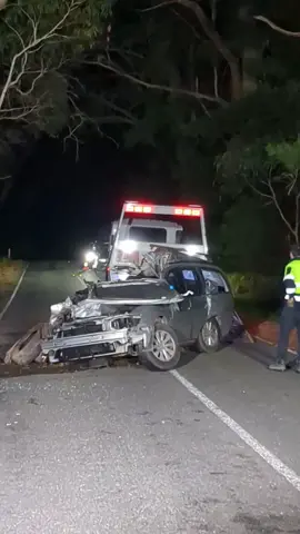 A man has died after a single-vehicle car crash near the Kuitpo Forest on Wednesday afternoon. Police and emergency services were called to Peters Creek Rd, Kuitpo at about 2.30pm, after the man’s car hit a tree. The driver, a 26-year-old Morphett Vale man, died at the scene. 📍Read more at @the.tiser link in bio #crash #roadtoll #kuitpoforest #southaustralia