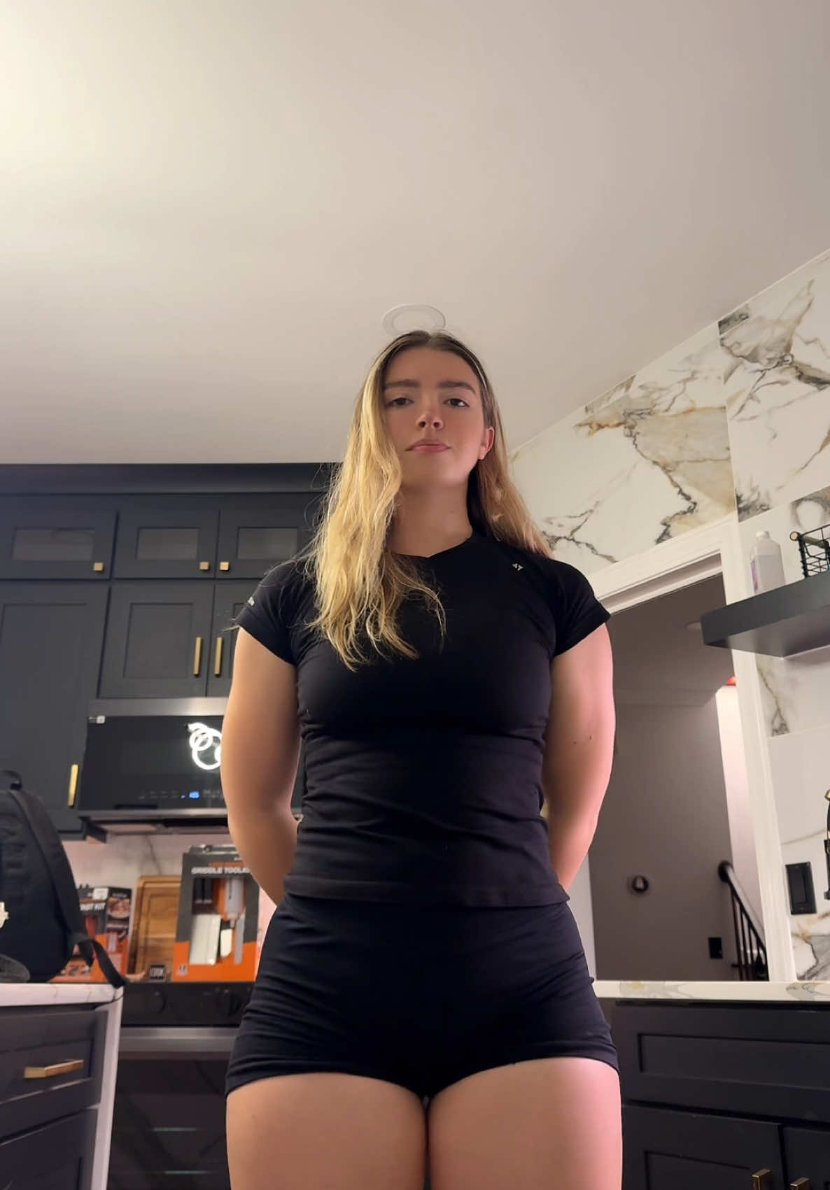 I’ll have to put some hashtags for this one #viralvideo #fakebody 