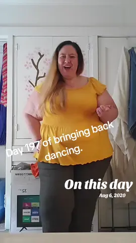 #onthisday #plussizebeauty #dancingcauseican #dancingtherapy #dancingformymentalhealth #upsettingthembybeinghappy 