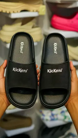SANDAL SLOP PRIA KICKERS SANDAL SLIDE SLOP KARET TANPA SAMBUNGAN TERBARU NYAMAN DIPAKEK EMPUK Sendal Selop Shoes#fypppppppppppppppppppppp#fy#sandal 