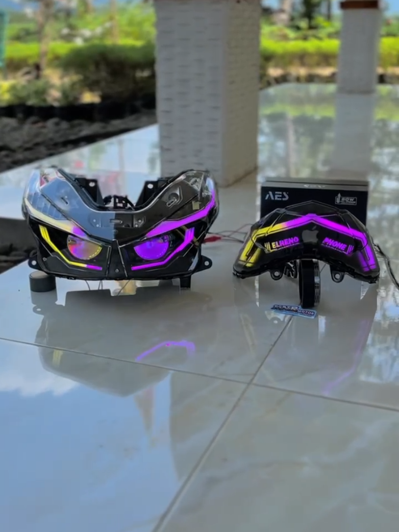 Biled vario led old dan stoplamp lazy, sesuai pesanan.. info pemesanan  081214631479 #teambullaes #bullaes #aes #vario #variomodifikasi #vario150 #varioproper125 