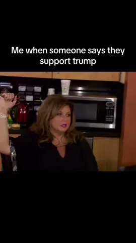 Any maga people comments will get taken down😂😂#abbyleemiller #dancemoms 