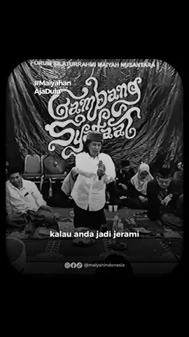 Jangan sampai tidak menjadi diri sendiri 😇 ____________ #gambangsyafaat #maiyahindonesia #caknun #maiyahnusantara #maiyah #mbahnun #emhaainunnadjib #maiyahan #sabrangmdp #maiyahanajadulu 