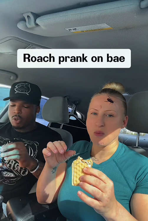 Bug filter prank 🤣🤣#funny #funnyprank #fyp #funnymoments #foryou #scareprank #viral #filter #usa #usa🇺🇸 