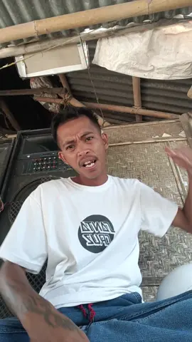 tidak tau mau gapain live belum bisa juga😔
