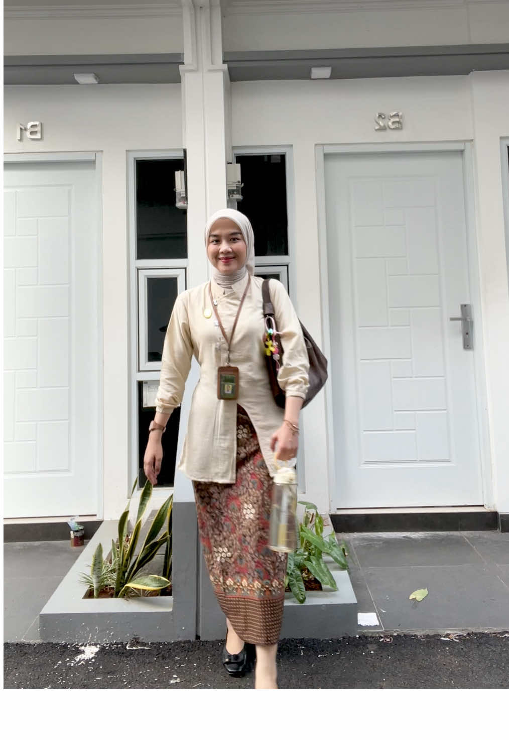 outfit ngantor of the day yang super canciii pake Jema Pearl Tunik by @Orimoza_OfficialShop👗💛 #fyp #fitcheck #mahkamahagung 
