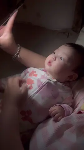 Đáng yêu cỡ đó #trending #xh #fyp #tiktok #xuhuong #embedangyeu #embe #video #emberong🐉 #babyvideo #videos 