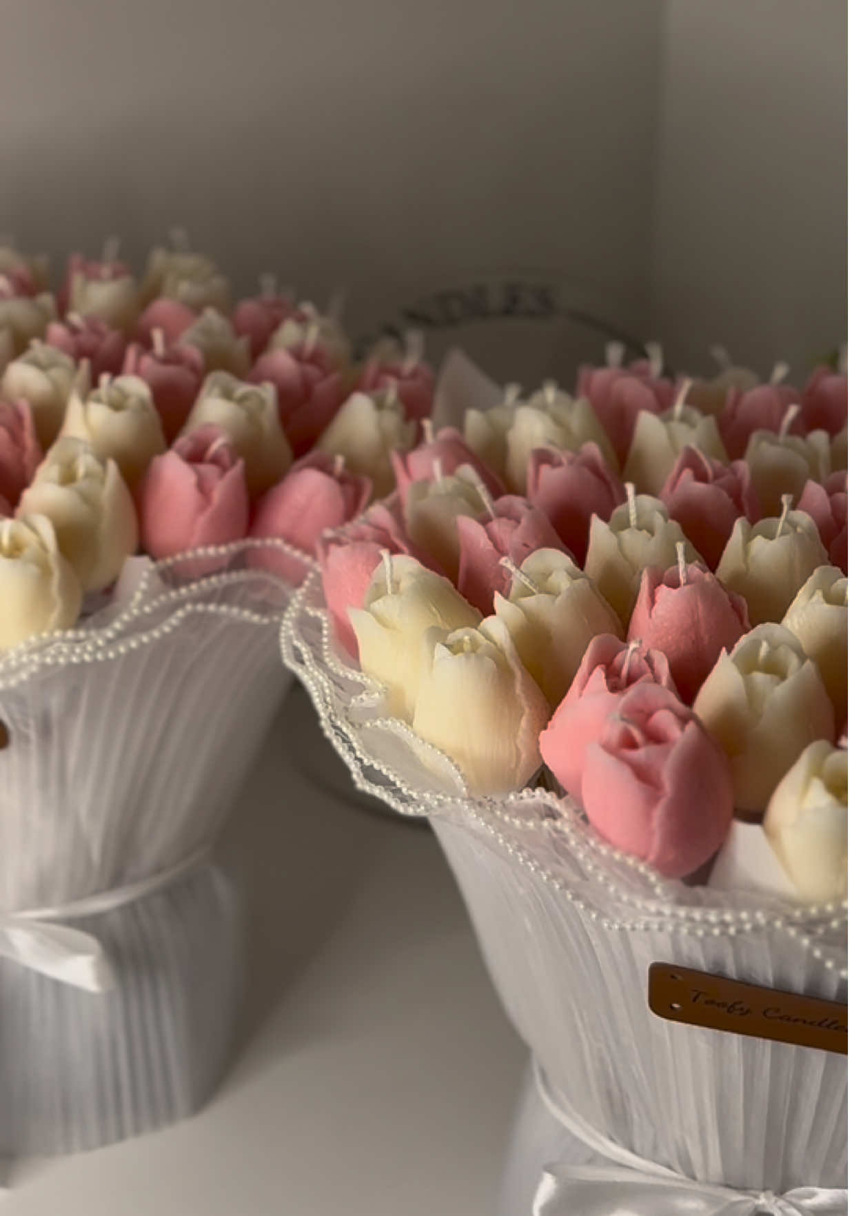 توزيعات شموع ورد التوليب 🌷🕯️💕.. . . . #شموع #اكسبلورexplore #السعودية #العودة_للمدرسة #شموع_التوليب 