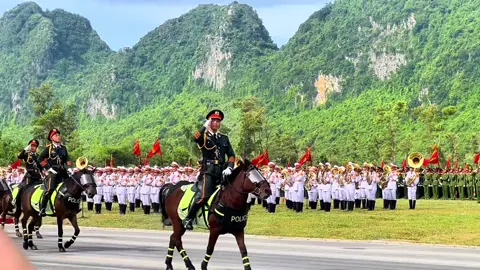 Khối CSCĐ Kỵ Binh lần đầu xuất hiện trong buổi Tổng hợp luyện các lực lượng vũ trang tại TB4 tham gia lễ kỷ niệm 80 năm Cách mạng Tháng Tám thành công (19/8/1945-19/8/2025) và Quốc khánh nước Cộng hòa xã hội chủ nghĩa Việt Nam (2/9/1945- 2/9/2025). #A80 #dieubinhA80 #duyetbinh #dieuhanh #quockhanh #2thang9 #congan #K02 #concertquocgia #xuhuong #viral #thinhhanh #