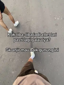 Heheh#lari #naikgunung #pendaki #pendakigunung #mountain #fyp #masukberanda 