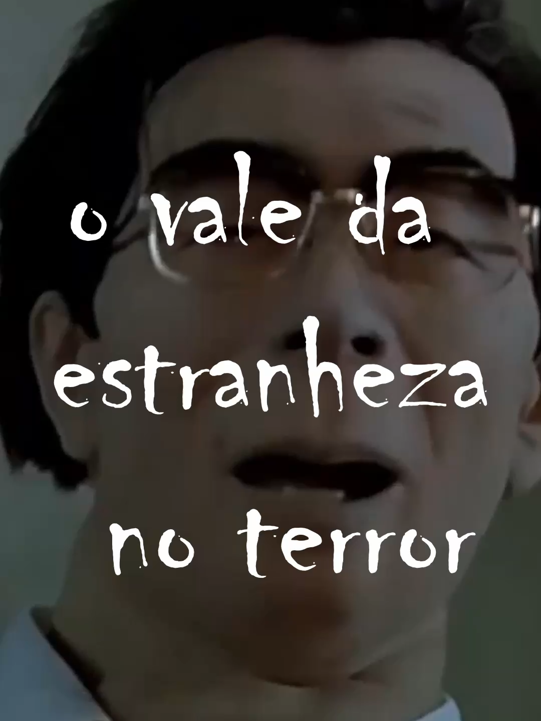 o vale da estranheza no terror #foryoupage #resumofilmes #perturbador #resumo #filmes #fyp #terror #viral #viraltiktok #video #explore