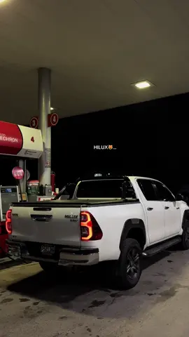 #toyotahilux #lindamuchachita #viral #paratiiiiiiiiiiiiiiiiiiiiiiiiiiiiiii #fyp 