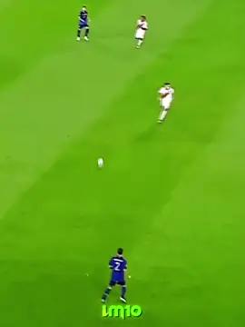 Messi made them enjoy being dribbled ☠️🔥 #messi #lionelmessi #goat #football #footballtiktok 