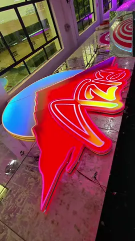 Do you know what is the popular LED Signs technology in China?#sign #signage #design #signagedesign #ledlight #signature #lightbox #lamplight #ledlightstrip #led #logodesign #sourcefactory #shop #store #abyss #foryou #foryoupage #ledsign #fyp #ledneon #neonlight #diyideas #signshop #signmaking #lampmanufactuter #signageinstall #signdesign #technology #renovation #company