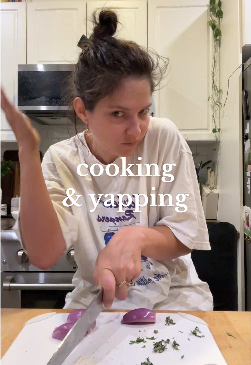 good ole kitchen yap sesh to make up for lost time 🫶🏻 and as always, pls you gotta make this #FoodTok #cooking #foodvlog #Lifestyle #jjustjocelyn #facetime #EasyRecipe 