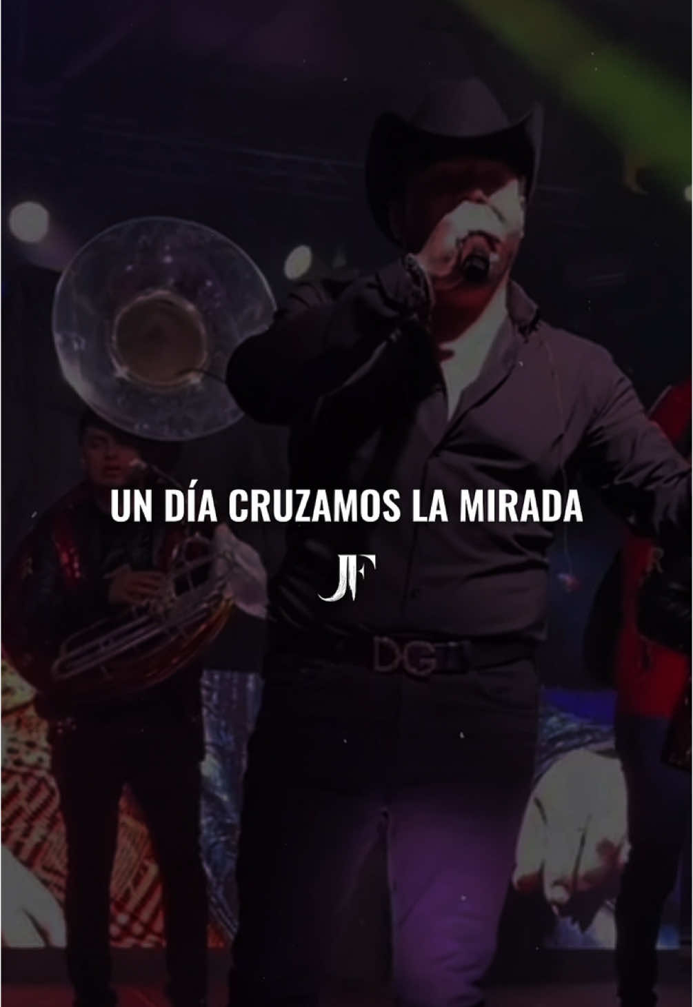 un día cruzamos la mirada mientras ella está bailando #leninramirez #leninramirezmusic #romanticas #paradedicar #novios #regionalmexicano #delrecords
