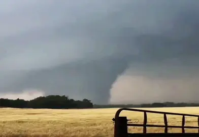2011 Canton Lake ef3 tornado #tornadoes #tornado #stormchasing #severeweather #fyp #viral #ef3 #oklahoma #tornadoedit 