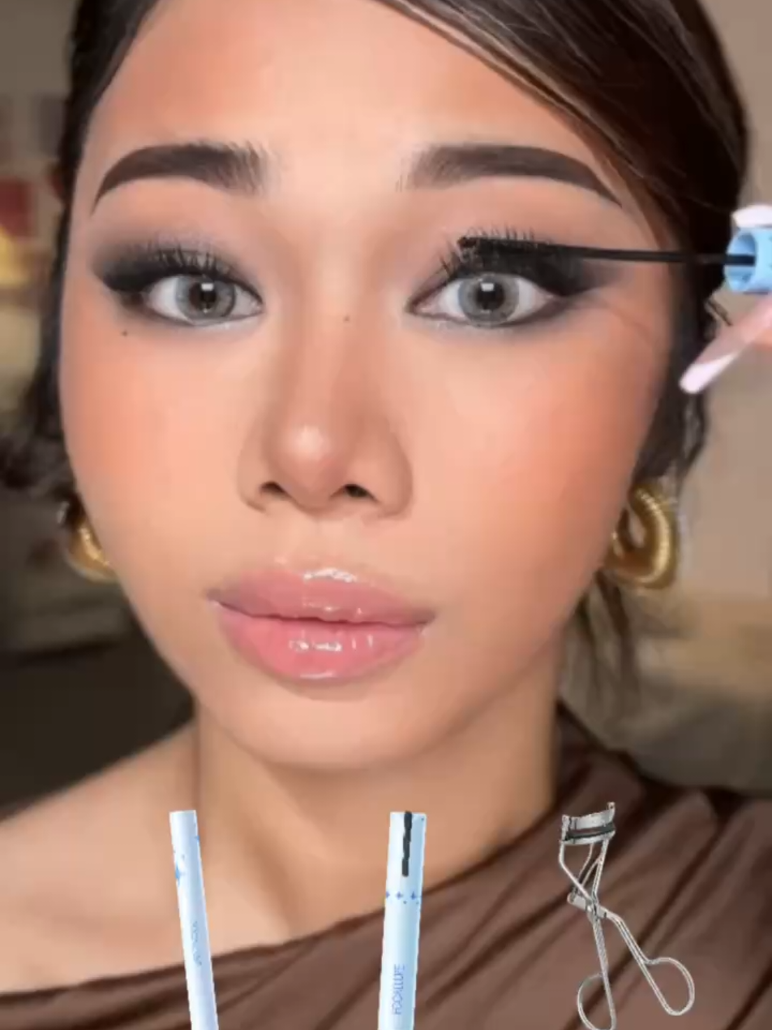 Bulu mata lentik & jelas ✔ Kening 3D tahan lama ✔ Satu set, mata terus on point! #focallure #focalluremalaysia #eyemakeup #eyebrowpomade #mascara 