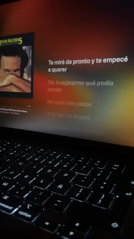 Con la misma piedra - Julio iglesias #fyp #julioiglesias #momentos #viral #lyrics #applemusic 