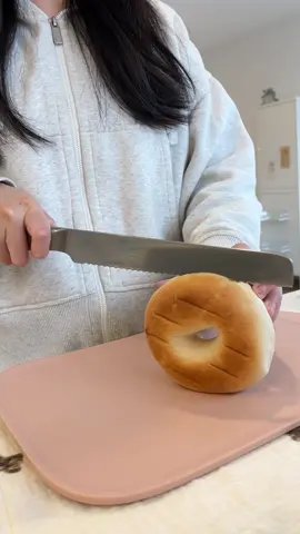 Breakfast🥯 #asmr #asmrsounds #asmrfood #breakfast #brunch   