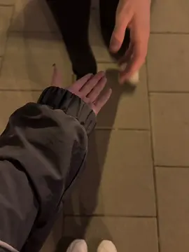 <3