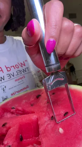 #tiktokshopcreatorpicks #dealsforyoudays #watermelonfork #thingsidontregretbuying #tiktokshopfinds #forsunmer #kitchenfinds 