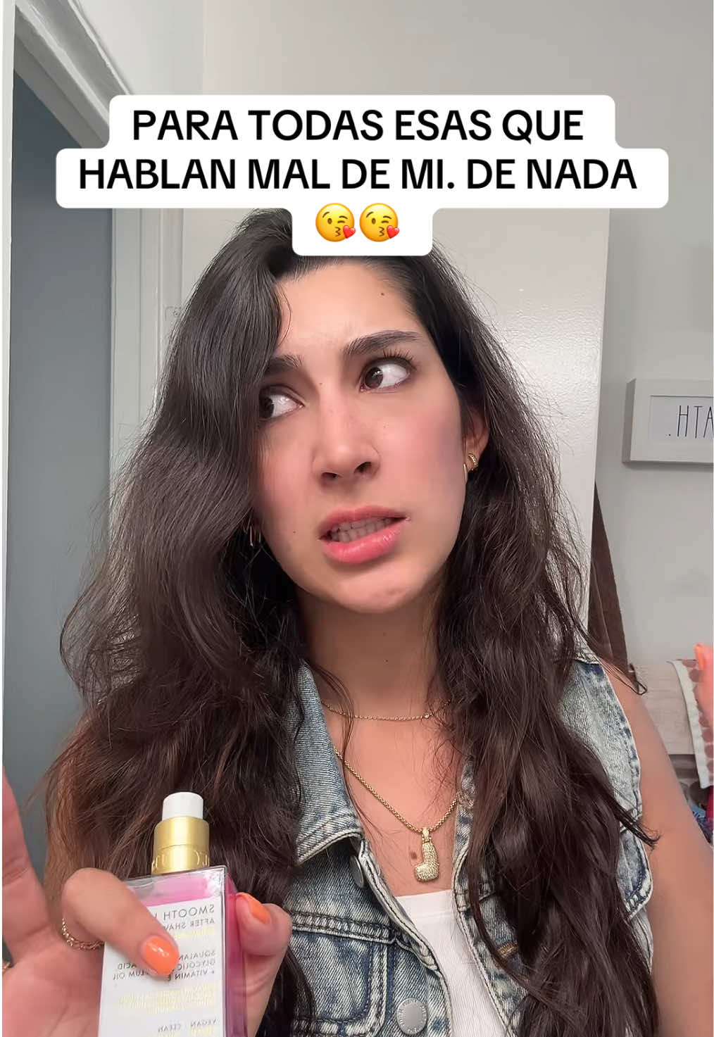 🤣tenía que hacerlo 🤣 #justforfun #axilasoscuras #darkspots #armpit #women #mujeres #skincare #truly #trulybeauty #smoothlegendaftershaveserum #piel #tiktokshopbacktoschool #skinserum 