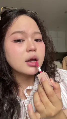 lên lợi cho cộng động mxh màu son lưỡi thỏ ô kê la #namhuong #maybeline #maybelinevn #liftergloss #sonbong 