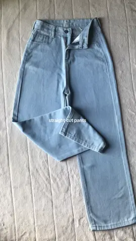 soft denim material, straight cut pants, wide-leg and it is super high-waisted too✨ ##widelegpants #baggypants #straightcutpants  