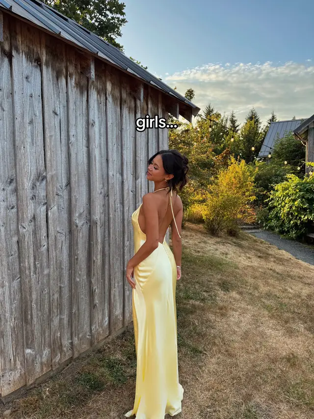 My favorite wedding guest dress of all time 🍯💛🌞 #howtoloseaguyin10days #yellowdress #weddingguestdress #andieanderson #dressinspo #weddingseason #andieandersondress 