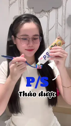Kem đánh răng P/S thảo dược dùng được từ trẻ em tới người già luôn, quá tiện mà còn lành tính an toàn nữa  #PSVietnam #PSThảoDược #10LợiÍchRăngMiệngToànDiện #10ThảoDượcQuý #HợptáccùngUnilever