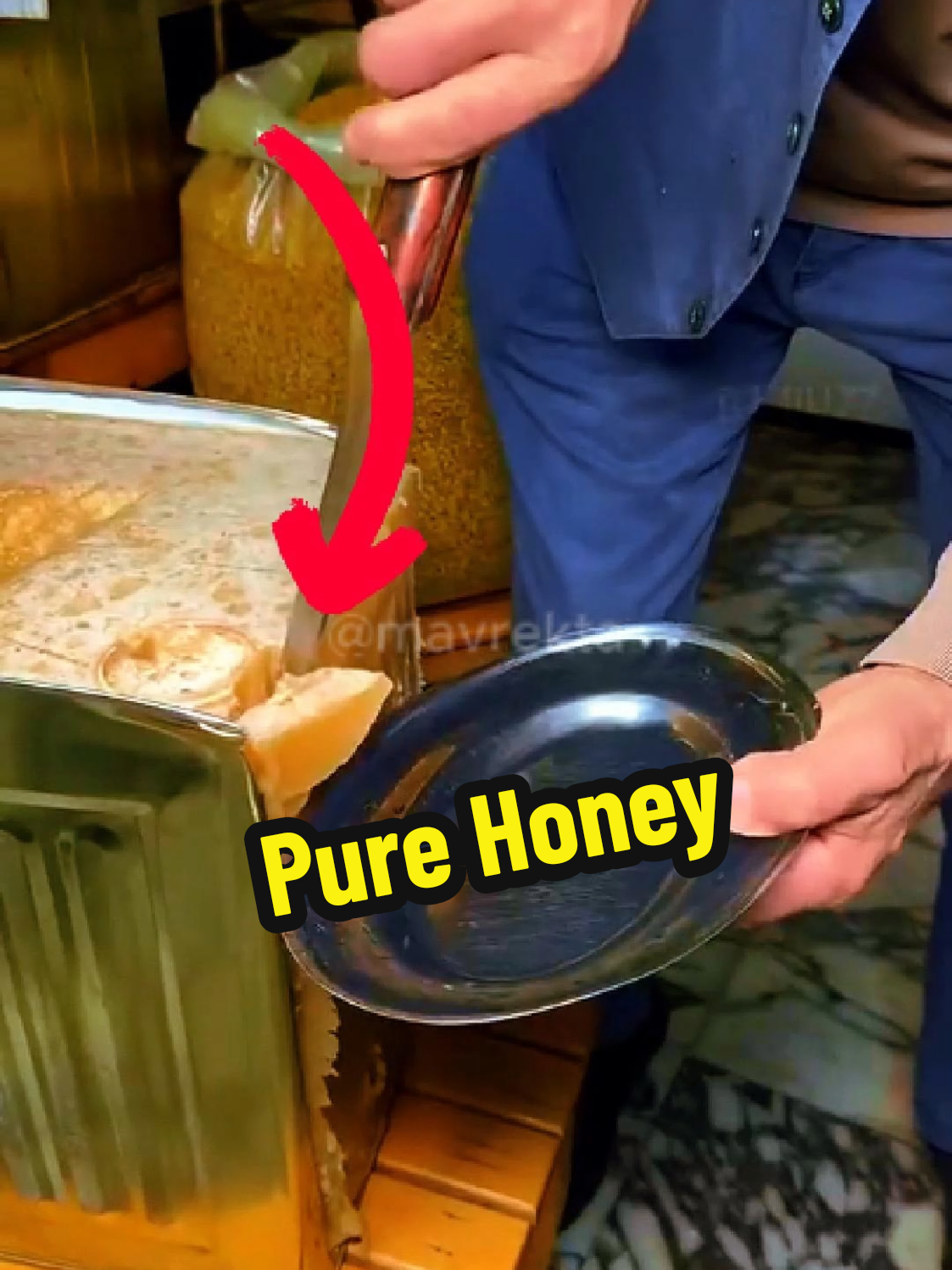 Akala ko lahat ng pure honey mahal. 😩 Turns out, meron palang murang honey na legit — Natures Bee Pure Honey! 🍯 Walang halong sugar, walang daya. Panalo sa presyo, panalo sa quality! 💯 #PureHoney #MurangHoney #NaturesBee #OrganicLifestyle #HealthTipsPH #HoneyBenefits 
