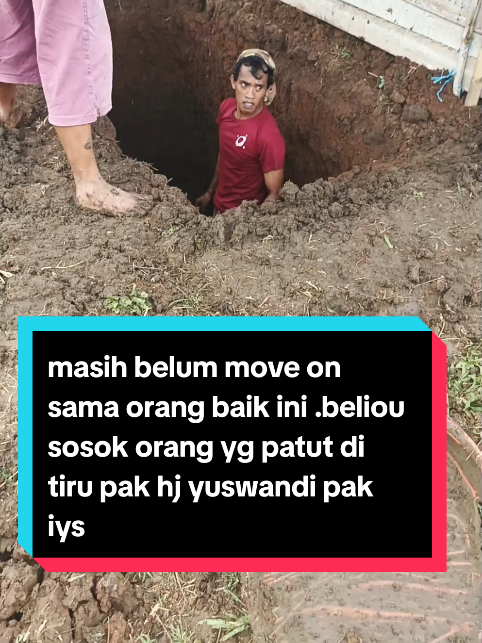 #tiktokviral #berdukacita😭😭 #orangbaik #tokosuarahaticibadak #viabangbangan #gunungselamet3428mdpl #kuttabalfatihsukabumi #jenazah #meninggaldunia😭 ikut berduka cita atas meninggal nya pak hj.iyus yuswandi. yg berpulang nya waktu mendaki di ganung selamet. karna kecapean.#kecapean #meninggaldigunung #meninggaldipelukanistri😭😭 #pyeeeeeeeeeeeeeeeeeeeeeeeeeeeee 