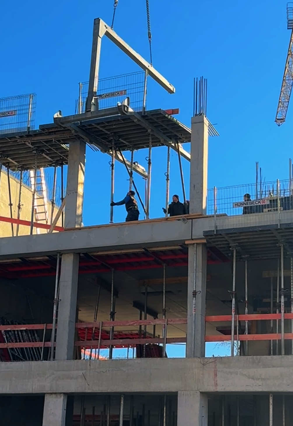 🔝🔝🔝 #Bauarbeiter #Baustelle #Bauleben #Rohbau #Handwerk #Baubranche #Beton #Stahlbeton #Hochbau #Tiefbau #Bagger #Maurer #Zimmermann #Kranfahrer #Bauhelfer #Bauunternehmen #DeutscherBau #Baumaschinen #Arbeiten #Bautechnik #Handwerker #Leidenschaft #BaustellenRomantik #Baumaschine #Erfolg #Fleiß #HarteArbeit #Teamwork #HandwerkLeben #Industrie #Motivation #ErfolgIstKeinGlück #Durchziehen #Arbeitsethik #BauProjekte #StarkImHandwerk #BauInspiration #MadeInGermany #Deutsche#ConstructionLifeIndustrie #KarriereImBau #Macher  #ConstructionLife #MasonryWork #BuilderLife #Bricklaying #ConcreteJungle #HardHatLife #BuildingTheFuture #SiteWork #WorkHardPlayHard #Tradesmen