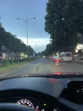 Có thể quá trình phát triển bản thân hơi khắc nghiệt , 1 chút cô độc nhưng mình thích điều này 😉 ./ Mình sẽ Không bên cạnh người không chung ý tưởng 1 lần nào nữa 🤗