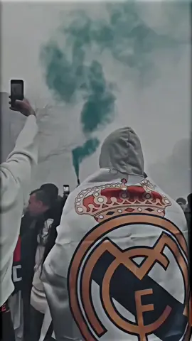 Waxaan Koox Ka Wayn🥹🤍🤏🏼#realmadridfc 