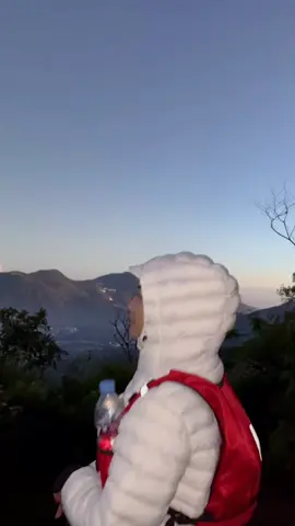 MasyaAllah candu sekali pemandangan dan soundnya🤍🥺🥰 #fyp #foryou #kembang #mtkembang2340mdpl #hehehe #pendakisemarang #gitu 