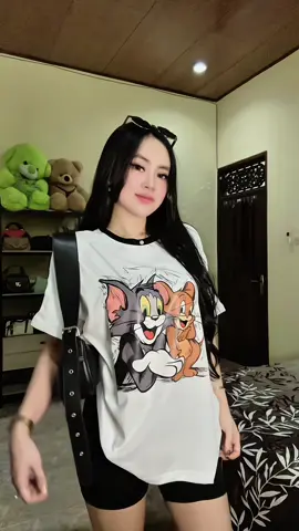 Segemess ini kaoss nyaa🥰  #kaosoversize #kaosmurah #myoutfit #oufitideas #fashion #simpleoutfit 