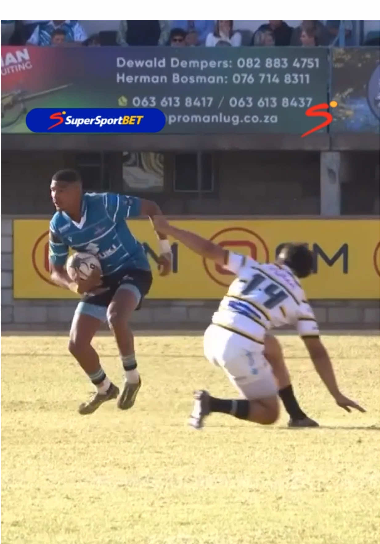 That step from Gurshwin Wehr 🙆‍♂️🙆‍♂️ A stunner from the Suzuki Griquas in their win over the Sanlam Boland Kavaliers this weekend 👏 #ssrugby #rugby #curriecup #sportontiktok #tiktoksa @SuperSportBet 