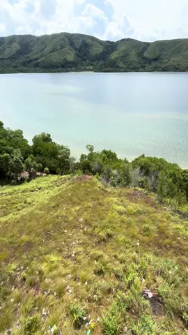 ⛰️🌊✨ #gunungbotakmansel #lagutimur #manokwariselatan #ransiki #xybca #fyp 