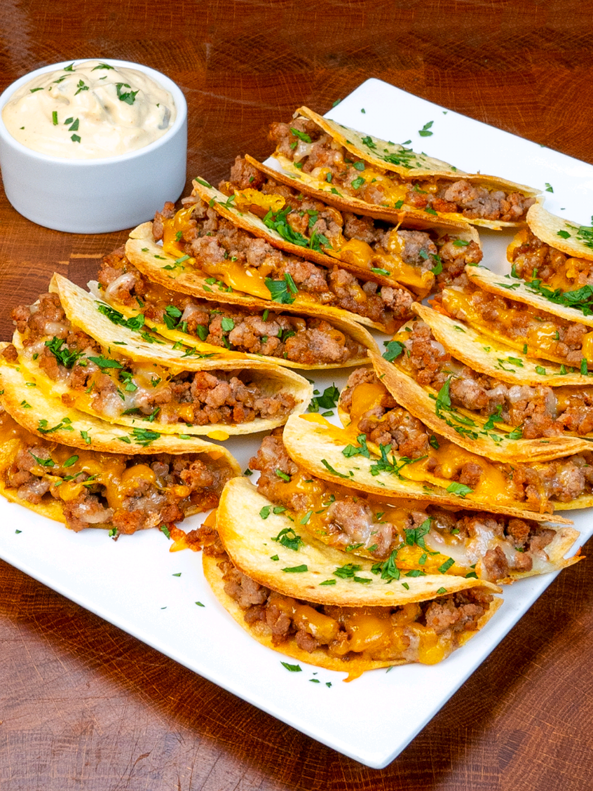 Would you eat this? Ingredients
 pita bread: 9 pc
 ground beef: 300 g (11 oz)
 vegetable oil: 30 ml (1.0 fl oz)
 garlic powder: 2 g (0.1 oz)
 chili paprika: 2 g (0.1 oz)
 salt: 2 g (0.1 oz)
 black pepper: 1 g (0.0 oz)
 OVER MEDIUM FIRE: 10 MIN
 mozzarella: 150 g (5.3 oz)
 cheddar: 150 g (5.3 oz)
 mozzarella: 20 g (0.7 oz)
 cheddar: 20 g (0.7 oz)
 mayonnaise: 200 g (7.1 oz)
 mustard: 20 g (0.7 oz)
 smoked paprika: 2 g (0.1 oz)
 garlic powder: 2 g (0.1 oz)
 black pepper: 1 g (0.0 oz)
 salt: 2 g (0.1 oz)
 soy sauce: 10 ml (0.3 fl oz)
 pickled cucumbers: 1 pc
 #asmr #cooking 