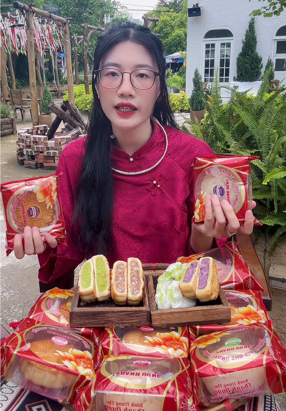 1 combo bánh nướng bánh dẻo đầy đủ. Mua 10 tặng 1😍😍 #huyenbanhtrungthu #combo #xuhuong #banhtrungthu #banhtrungthutruyenthong #banhtrungthuthanhdung 