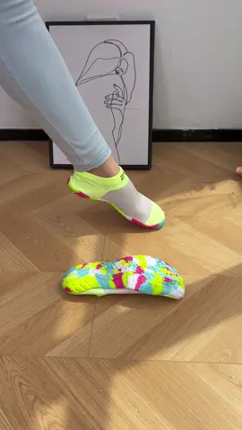 I do love my colorful sole comfy sporty water shoes#viralshoes #trendyshoes #womenshoes #sneakers #womensneakers #sportyshoes #watershoes #comfyshoes #comfysneakers #walkingshoes #tiktokmademebuyit #tiktokshopbacktoschool #spotlightfinds 