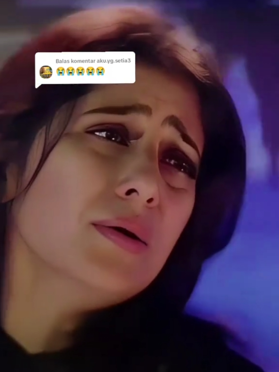 Membalas @aku.yg.setia3 🥺 chaaha hai tujhko 🎵😭♥️ #mann #amirkhan #manishakoirala #sadsong #sadvibes #oldisgold #bollywood #bollywoodsong #fyp 