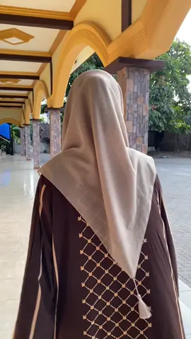 kaftan klik disini 👉🏻@𝓡𝓲𝓴𝓪𝓪🕊️ #kaftan #kaftanviral #kaftanmurah #fyp #fypシ゚ #xybca 