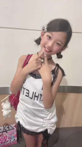 関西コレクションありがとうございました🩷🩷 今回は、学生ランウェイとか無く全力で楽しめた✨✨ めっちゃ楽しかったぁ🎀 みあきと一緒にいてくれたみんなありがとう🌟 @💛hannちゃん💛  @のののてくとく🤍🖤  @さら💞🐰  @Kurea  @ゆずな🐾💛学生ランウェイ👑  @ゆは🦄🫧ྀི  @ゆこ🐣🎀  @せあん🍭🎀  @おっちょこれーと  チョコありがとう🍫 #おすすめ #おすすめにのりたい #関コレ #関西コレクション 