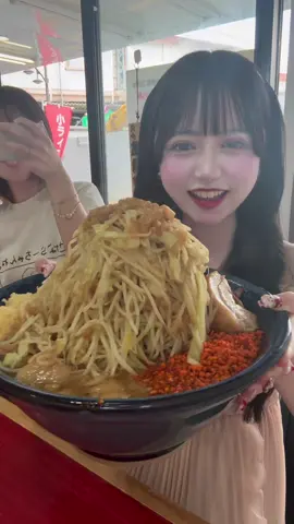 ラーメン鷹の目で900ｇ全マシマシ#二郎系ラーメン #ラーメン #ラーメン鷹の目